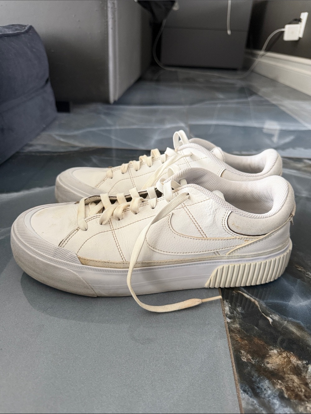 White Low-Top Leather Sneakers - Classic Casual men’s Shoes